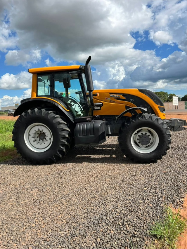 VALTRA BH194 HITECH 2019